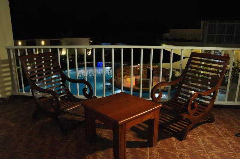 Avenra Gardens Hotel Negombo Zewnętrze zdjęcie
